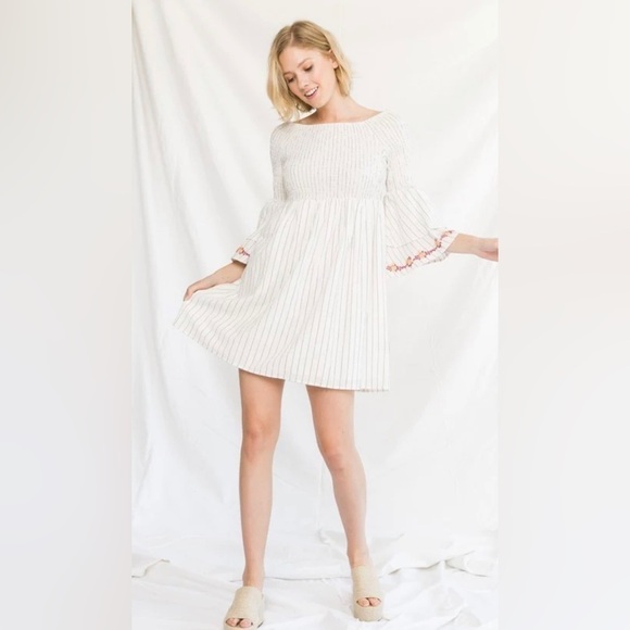 Mystree 100% Cotton Embroidered Smocked Dress Off Shoulder Frill Sleeve Size L - Picture 1 of 11